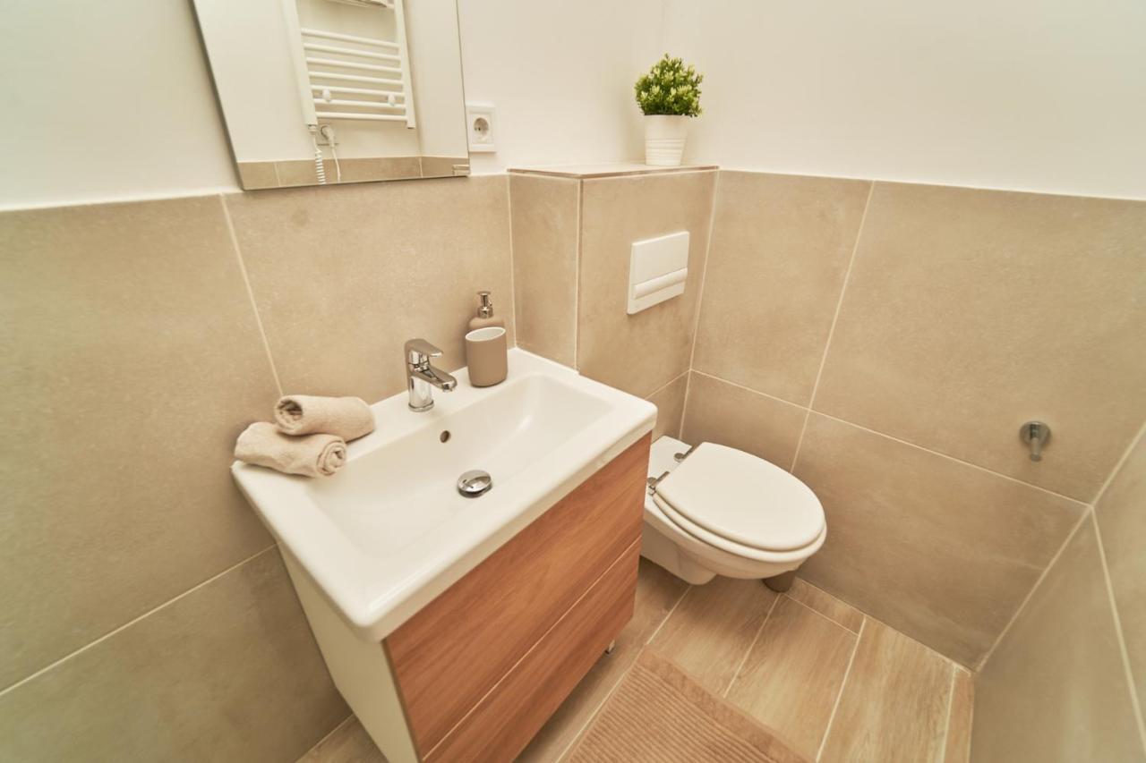 Ak7 Boutique Suites Budapešť Exteriér fotografie